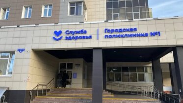 Фото: Врачи ЧГП1 спасли пациента от удушья из-за редкой опухоли голосовых связок