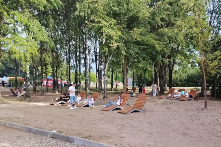 Фото: Первый этап благоустройства прибрежной зоны завершён в Шексне 