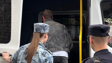 Фото: В Череповце иностранца выдворяют из РФ за отсутствие трудового договора 