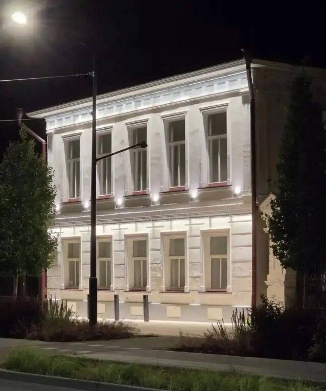 Фото: Ещё семь домов на Советском проспекте в Череповце получили архитектурную подсветку 