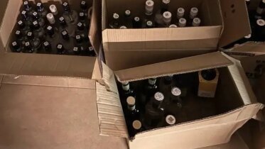 Фото: В Череповце из магазина без лицензии изъяли более 80 бутылок алкоголя